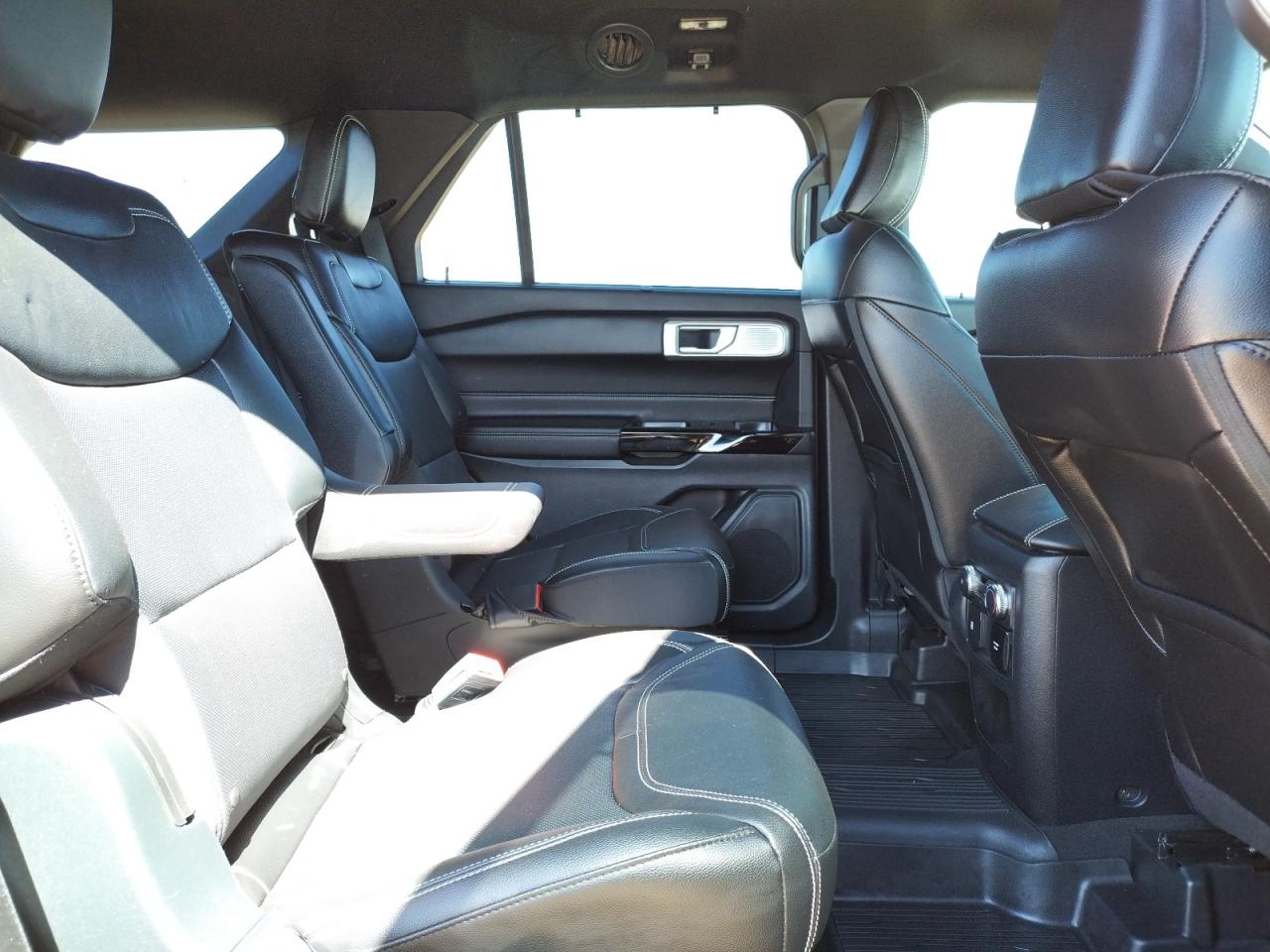 Photo 6 from auction – 2021 FORD EXPLORER S with VIN 1FM5K8GC7MGA24450
