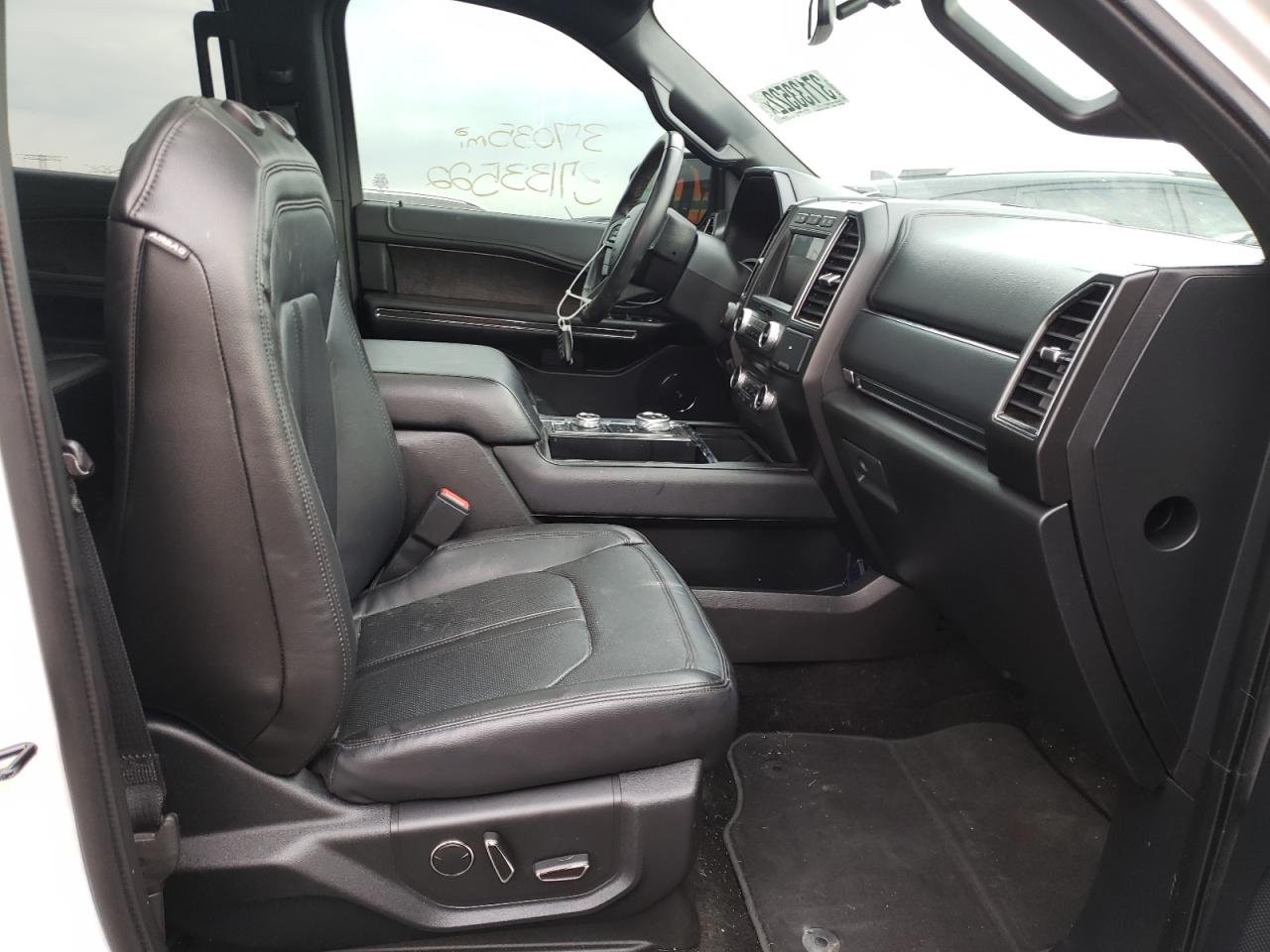 Photo 5 from auction – 2018 FORD EXPEDITION with VIN 1FMJK2AT3JEA21704