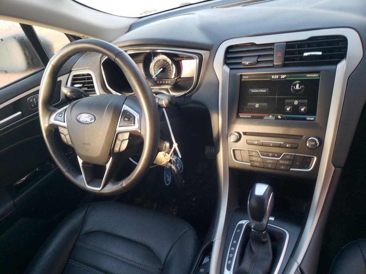 Photo 9 from auction – 2016 FORD FUSION SE with VIN 3FA6P0H96GR254238