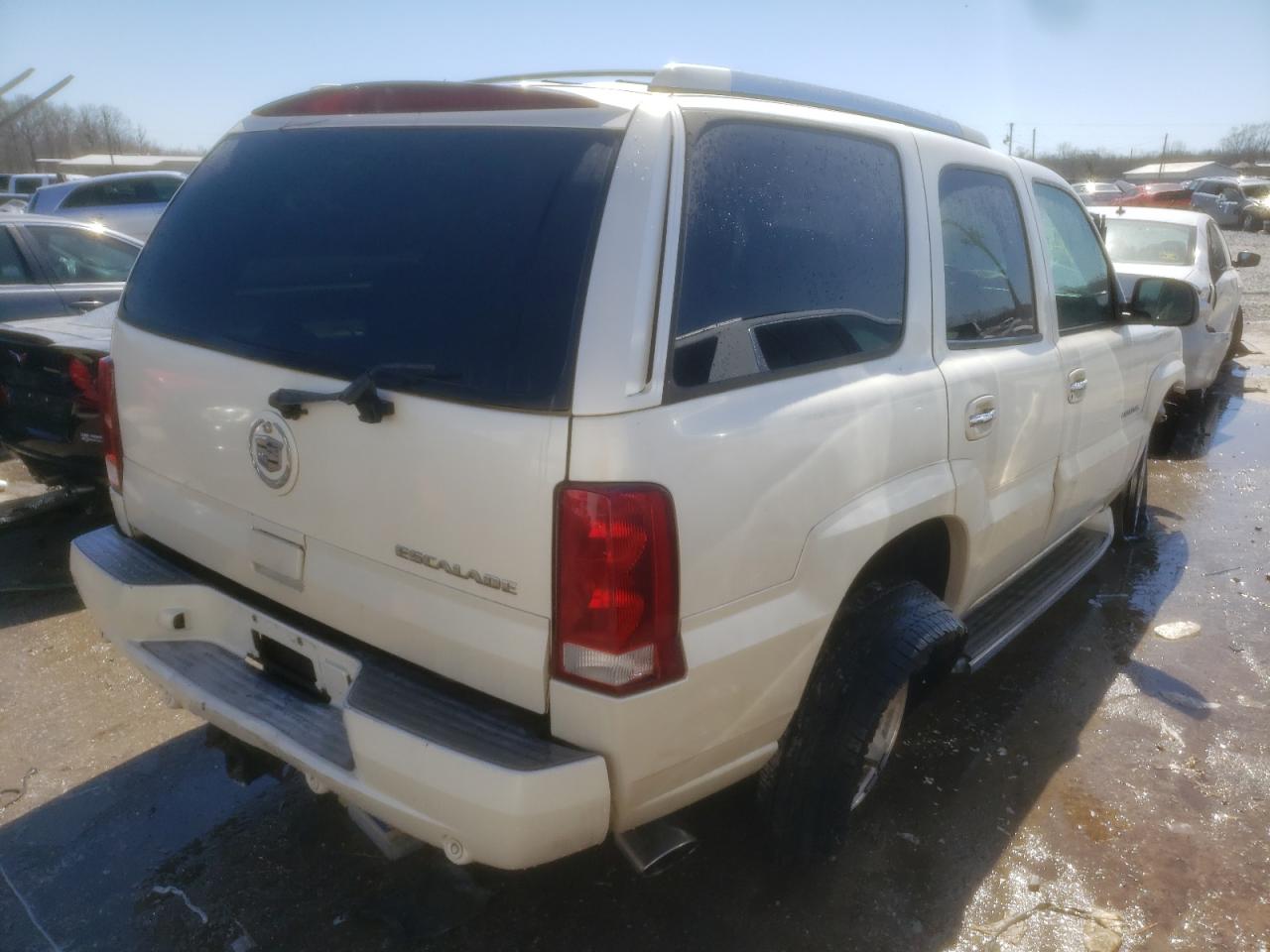 Photo 4 from auction – 2002 CADILLAC ESCALADE L with VIN 1GYEC63T32R205505