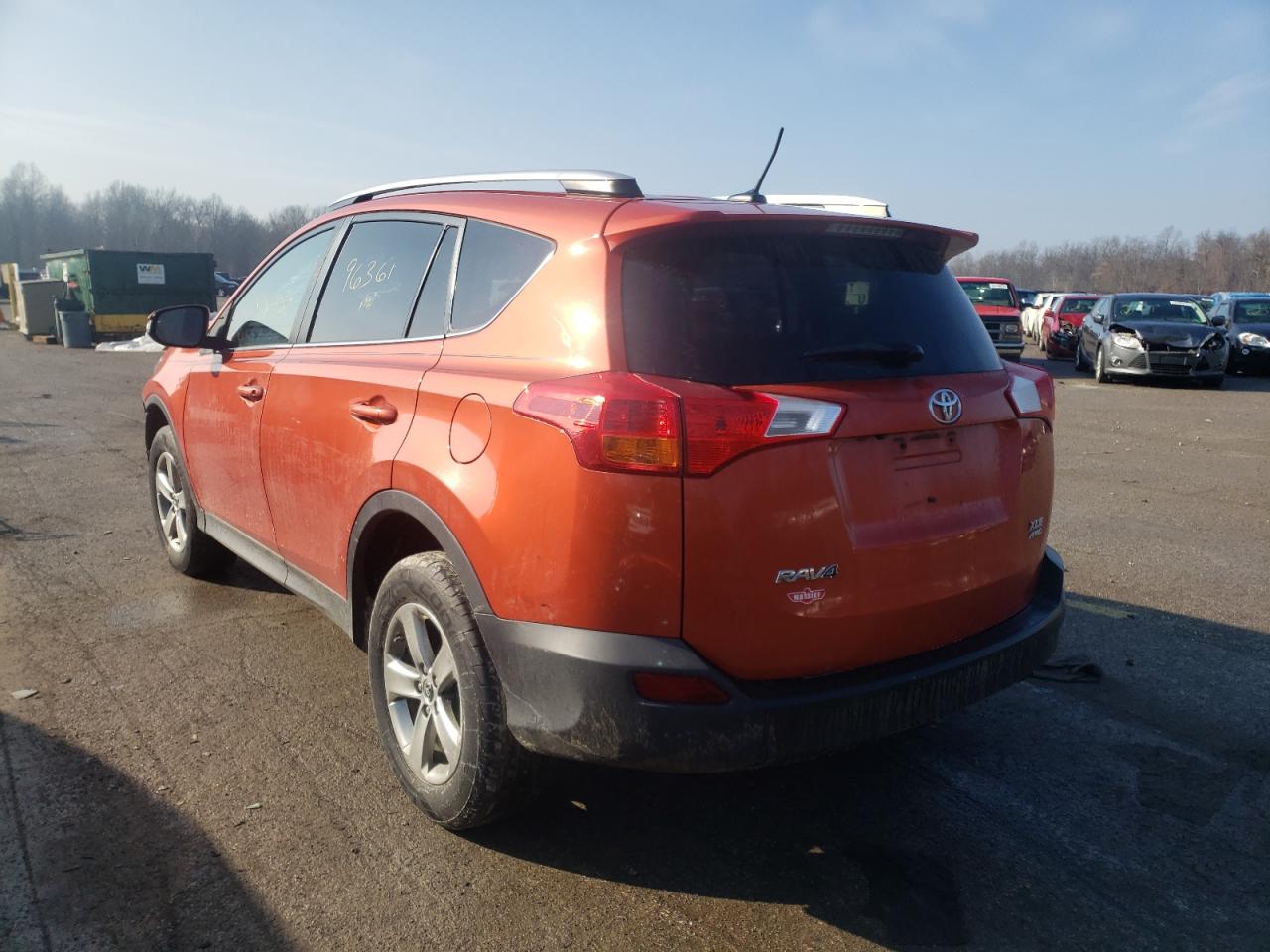 Photo 3 from auction – 2015 TOYOTA RAV4 XLE with VIN 2T3RFREV4FW234970