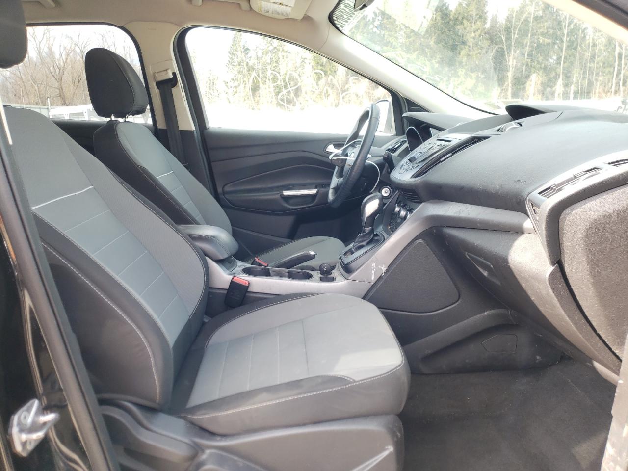 Photo 5 from auction – 2014 FORD ESCAPE SE with VIN 1FMCU9G92EUC99092