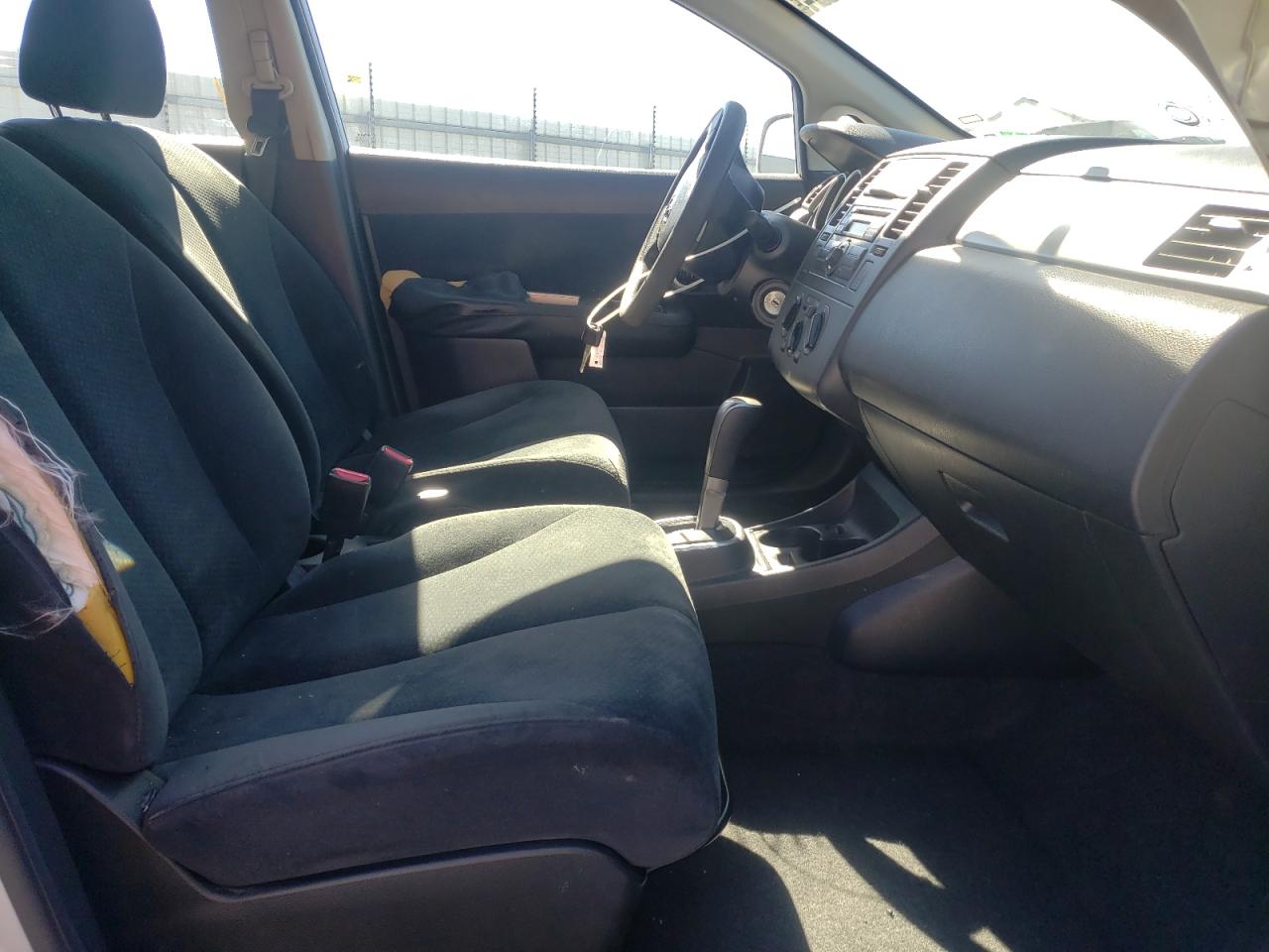 Photo 5 from auction – 2011 NISSAN VERSA S with VIN 3N1BC1CP4BL374571