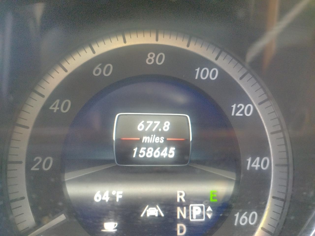Photo 8 from auction – 2013 MERCEDES-BENZ E 350 with VIN WDDHF5KB2DA689784