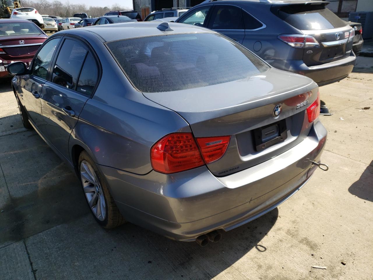 Photo 3 from auction – 2011 BMW 328 XI with VIN WBAPK7C59BA972926