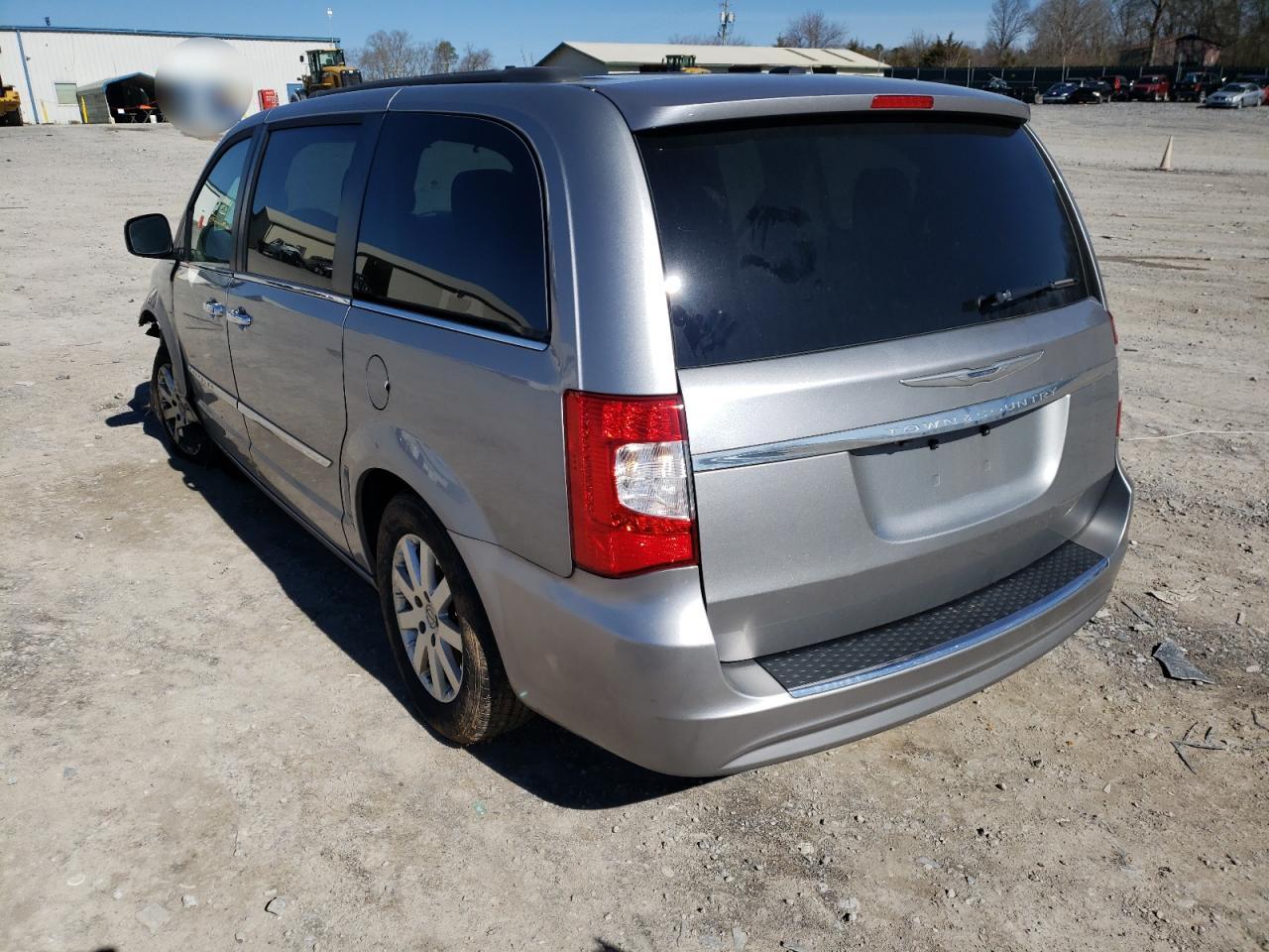 Photo 3 from auction – 2016 CHRYSLER TOWN & COU with VIN 2C4RC1BGXGR138546