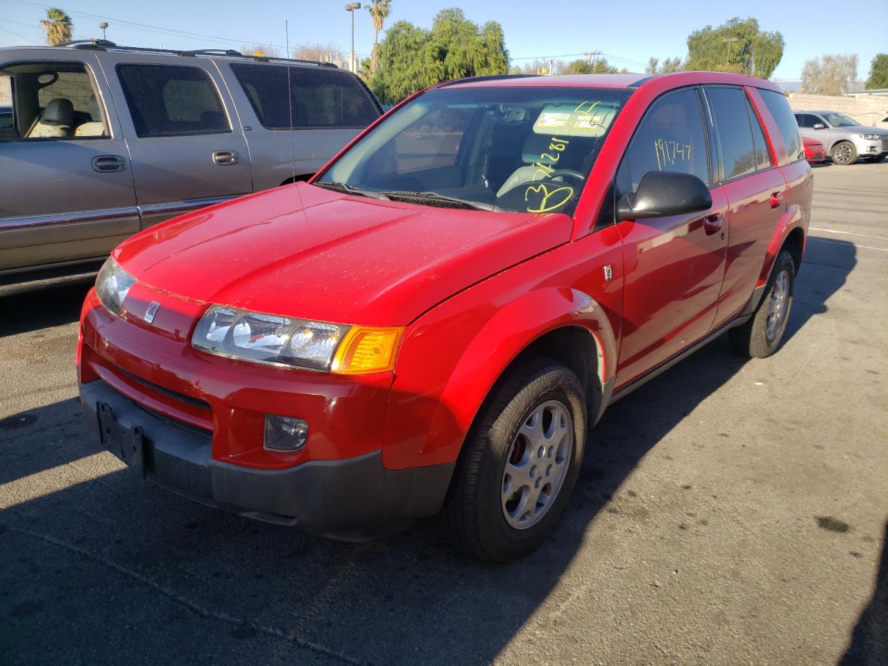 Photo 2 from auction – 2004 SATURN VUE with VIN 5GZCZ534X4S828824