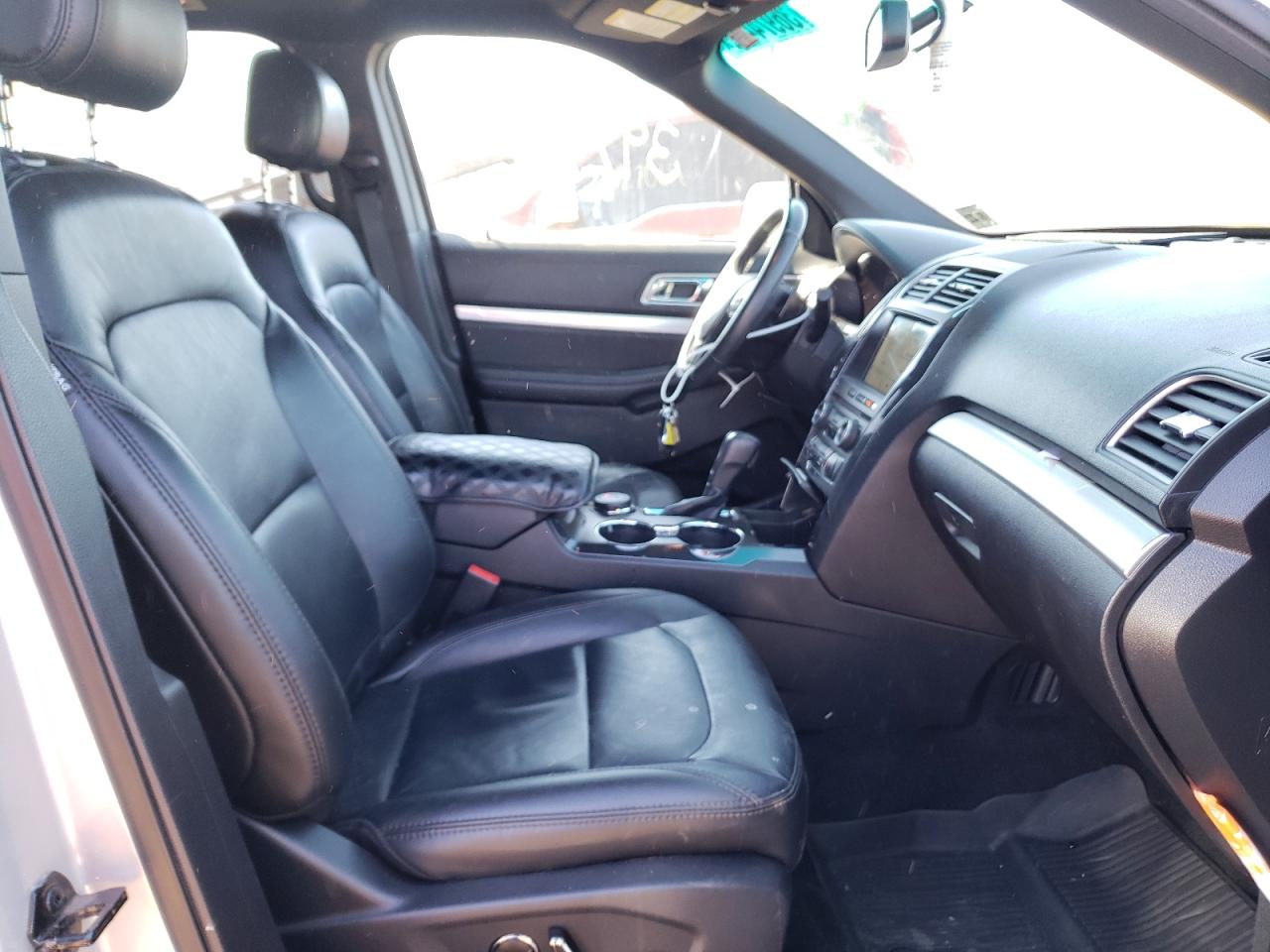 Photo 5 from auction – 2017 FORD EXPLORER X with VIN 1FM5K8DH4HGA52471