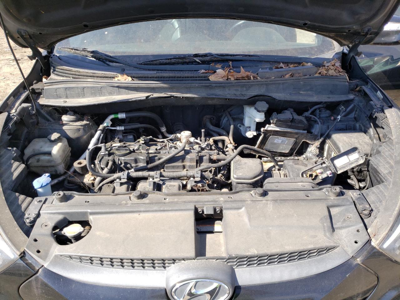 Photo 7 from auction – 2012 HYUNDAI TUCSON GLS with VIN KM8JUCAC5CU466633