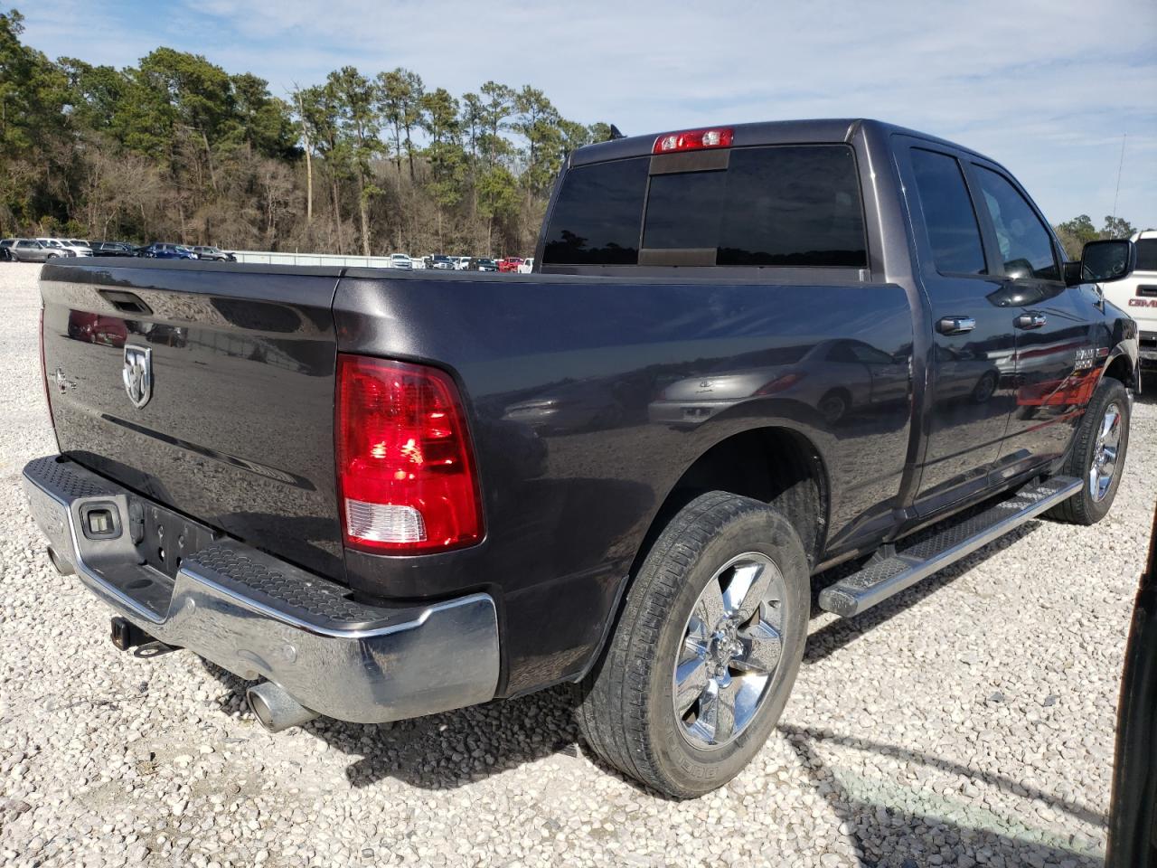 Photo 4 from auction – 2015 RAM 1500 SLT with VIN 1C6RR6GMXFS591550