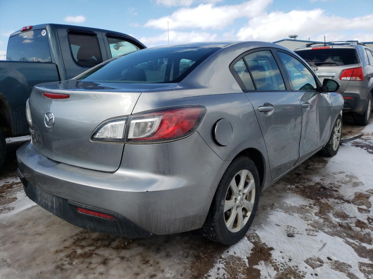 Photo 4 from auction – 2010 MAZDA 3 I with VIN JM1BL1SGXA1328263