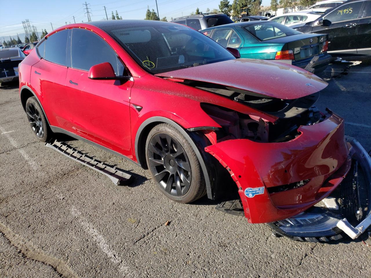 TESLA MODEL Y 2020 with VIN 5YJYGDEE3LF055381 - Photo from auction