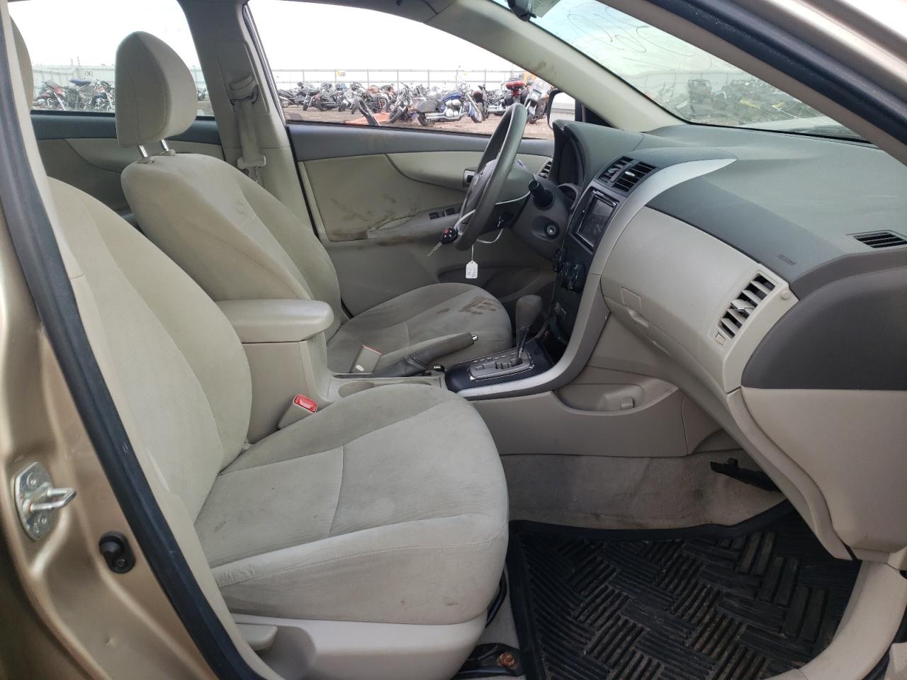 Photo 5 from auction – 2010 TOYOTA COROLLA BA with VIN 2T1BU4EE9AC304038
