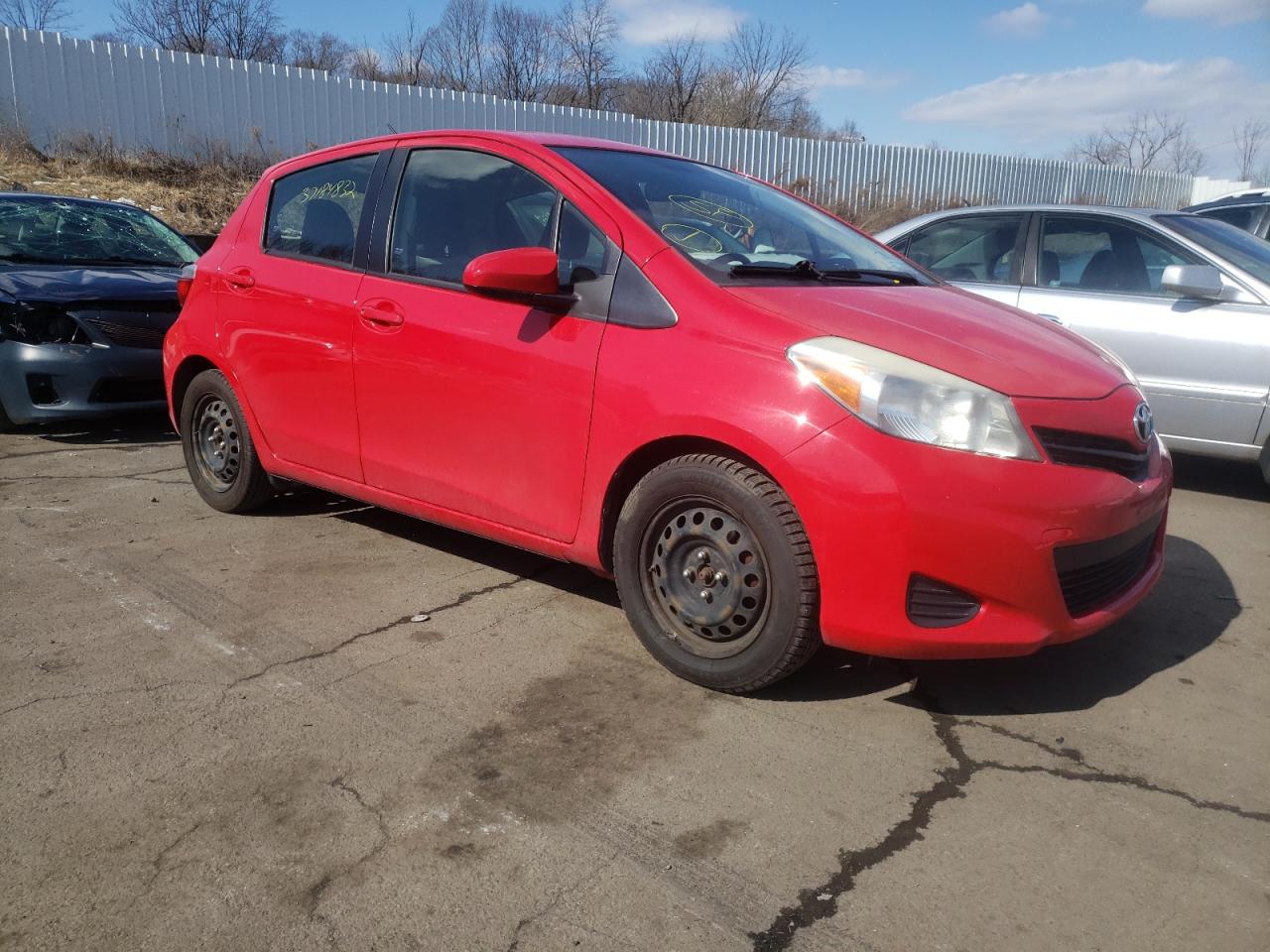 TOYOTA YARIS 2012 with VIN JTDKTUD39CD525129 - Photo from auction