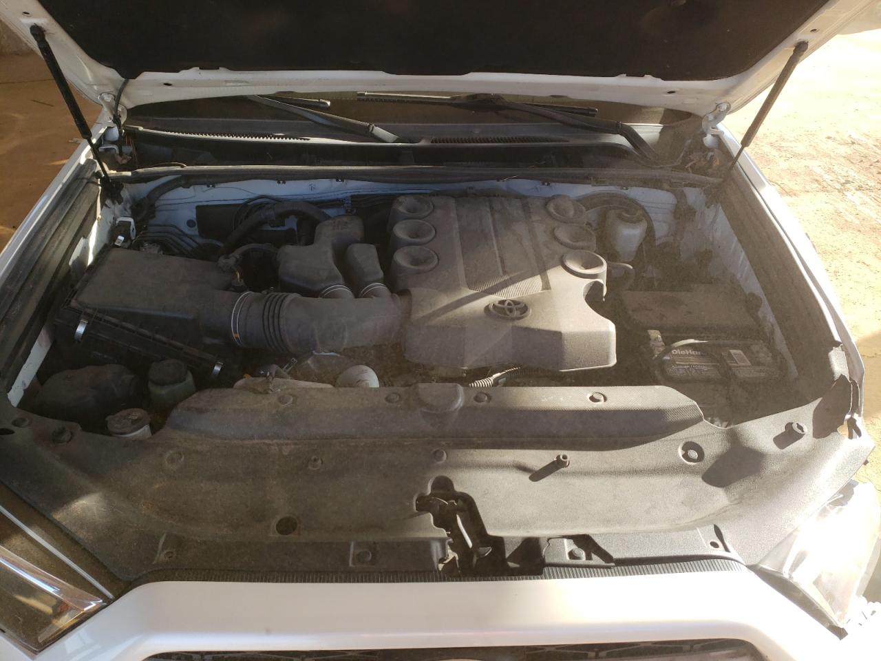 Photo 7 from auction – 2018 TOYOTA 4RUNNER SR with VIN JTEZU5JR2J5172357