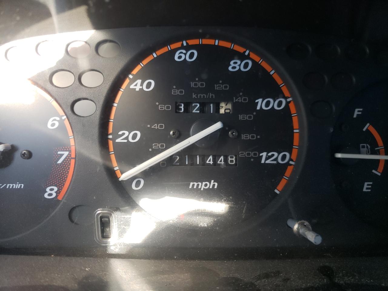 Photo 8 from auction – 2000 HONDA CR-V with VIN JHLRD1867YS020842