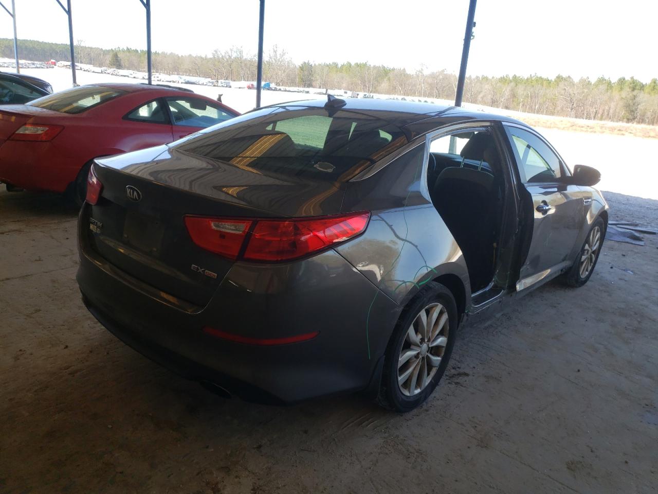 Photo 4 from auction – 2015 KIA OPTIMA EX with VIN 5XXGN4A77FG395188