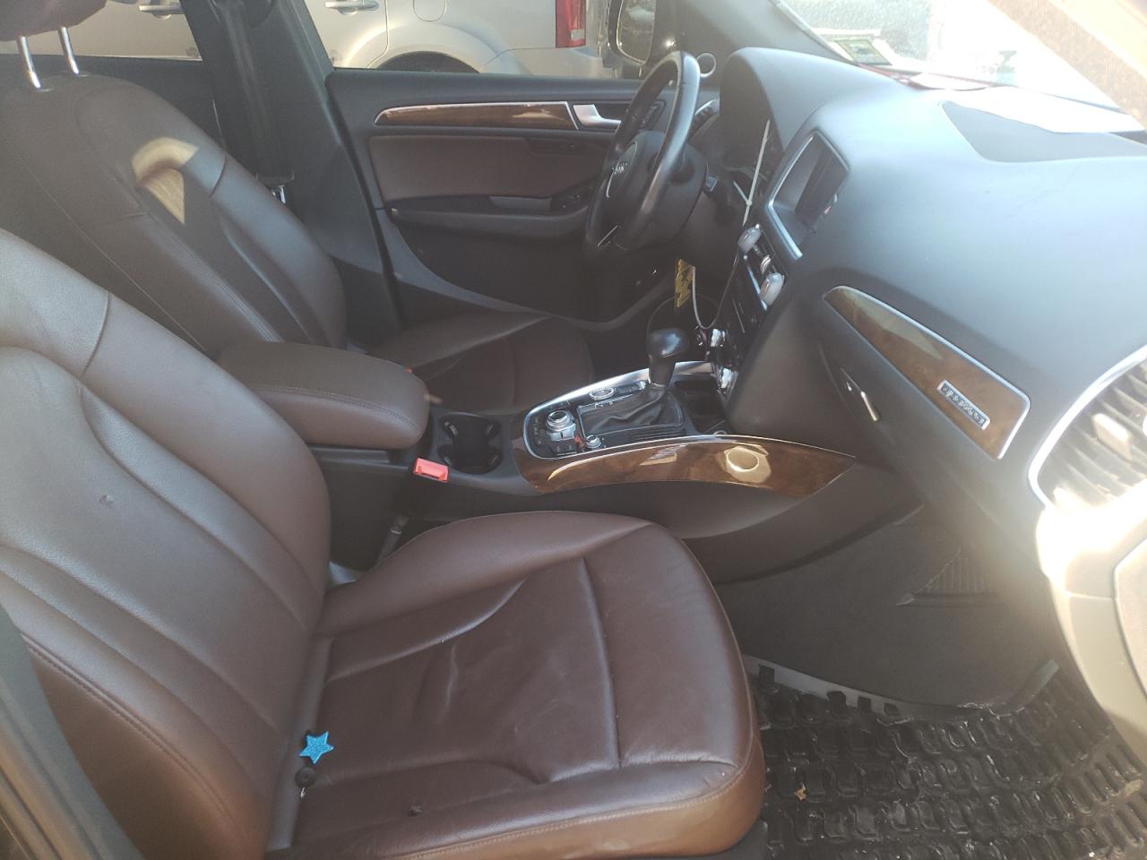 Photo 5 from auction – 2015 AUDI Q5 PREMIUM with VIN WA1DGAFP4FA092993