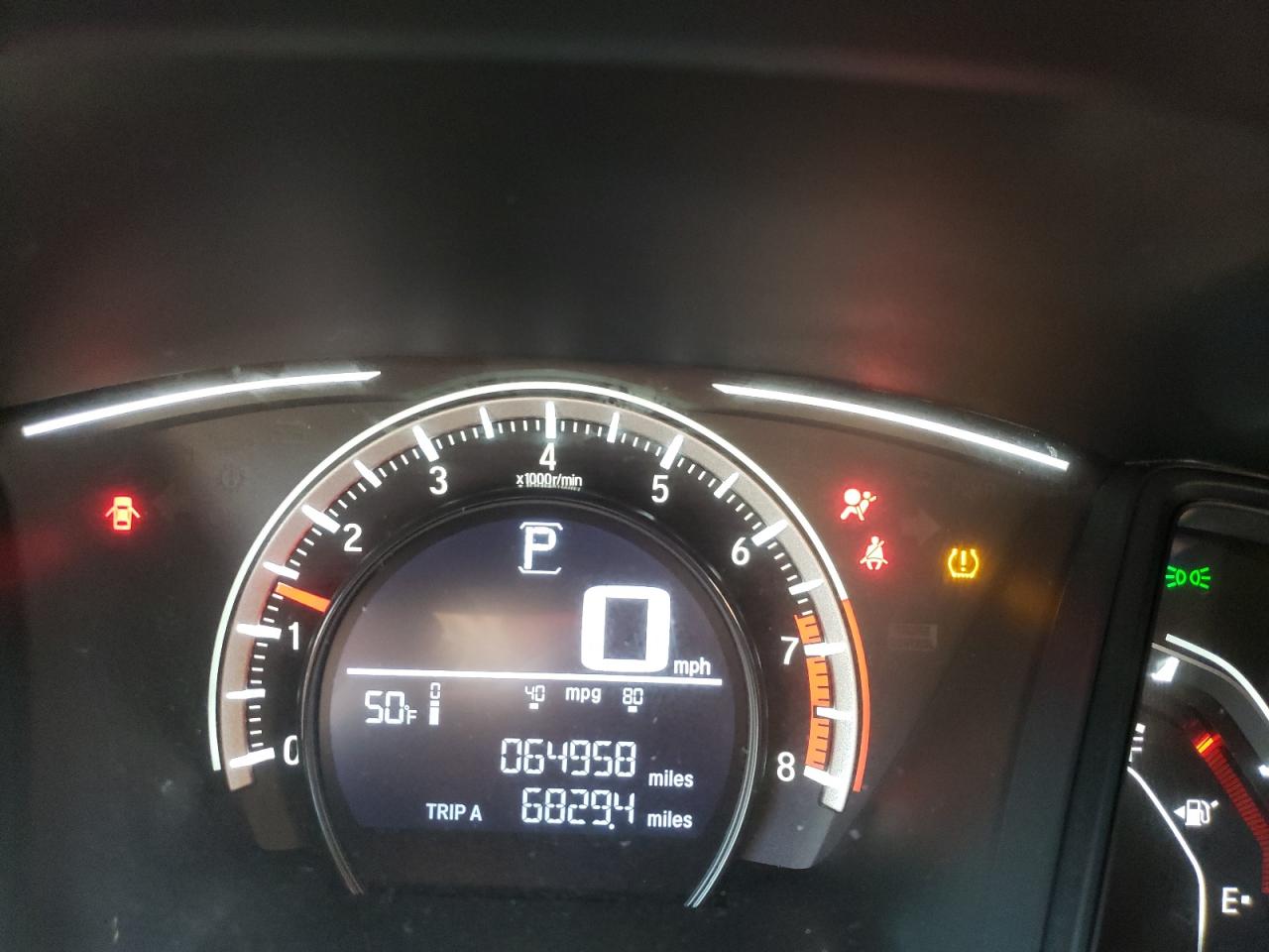 Photo 8 from auction – 2017 HONDA CIVIC LX with VIN 19XFC2F5XHE201908