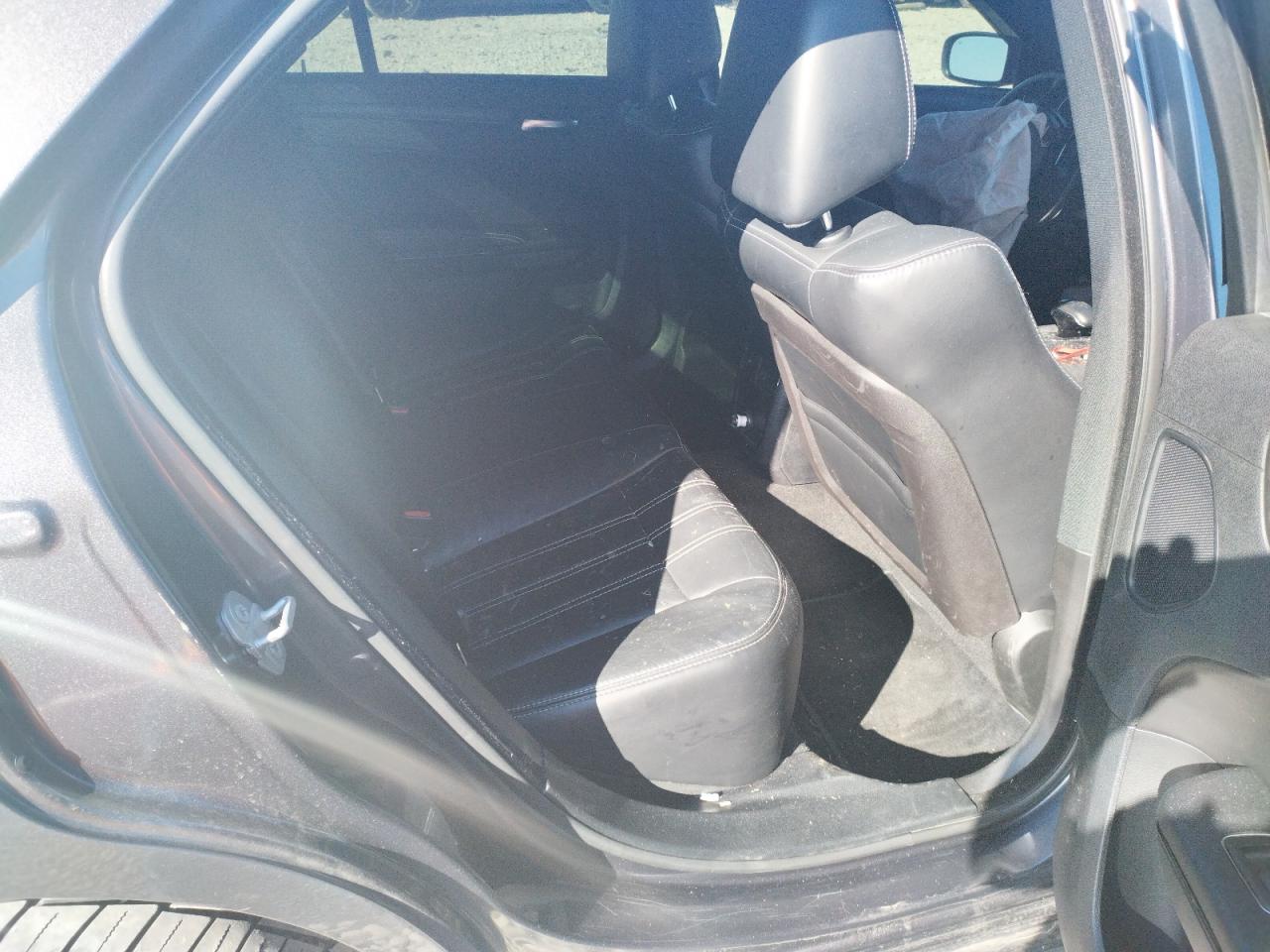 Photo 6 from auction – 2014 CHRYSLER 300 S with VIN 2C3CCAGG4EH374454