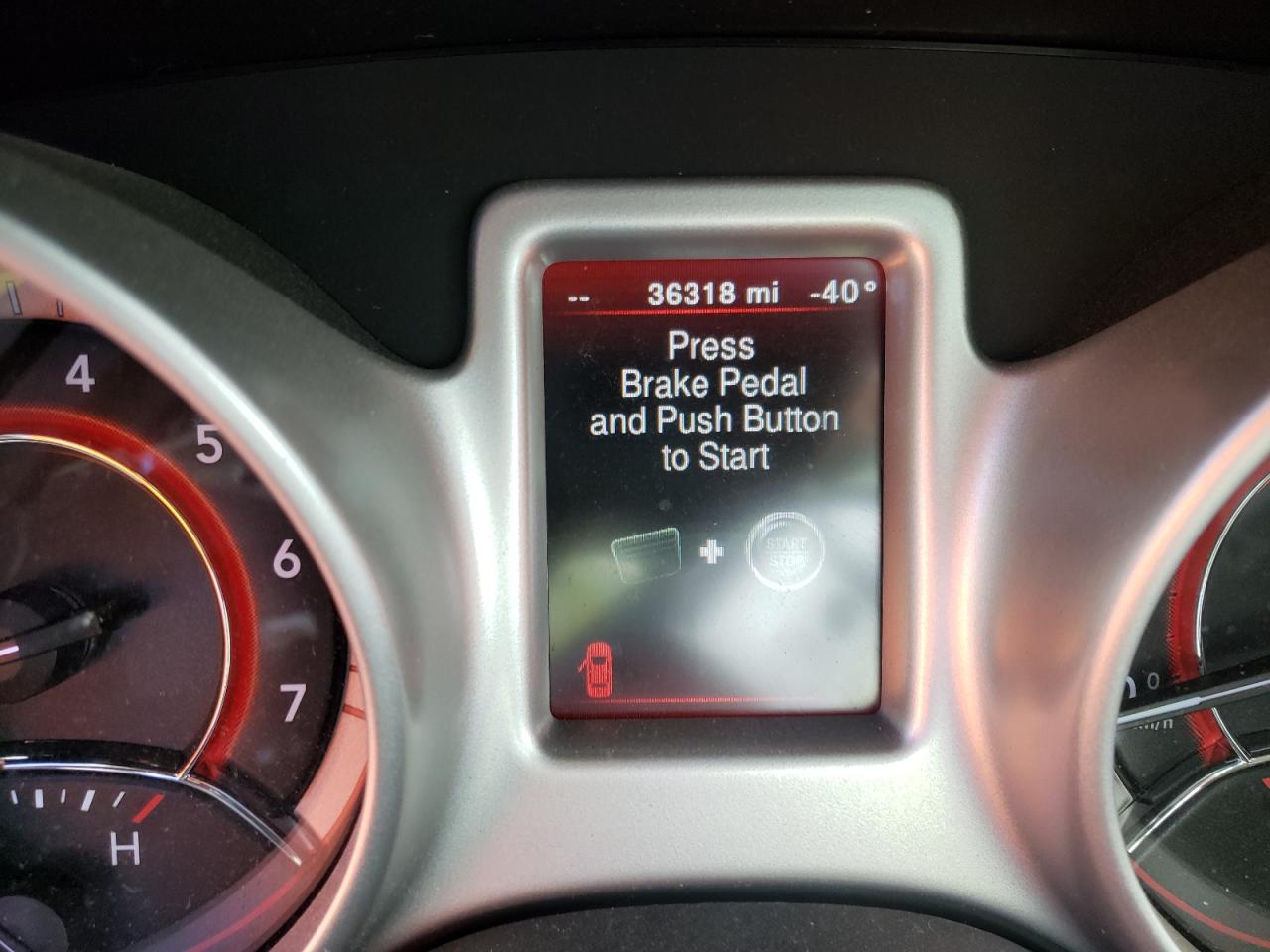 Photo 8 from auction – 2018 DODGE JOURNEY SE with VIN 3C4PDCAB2JT443677