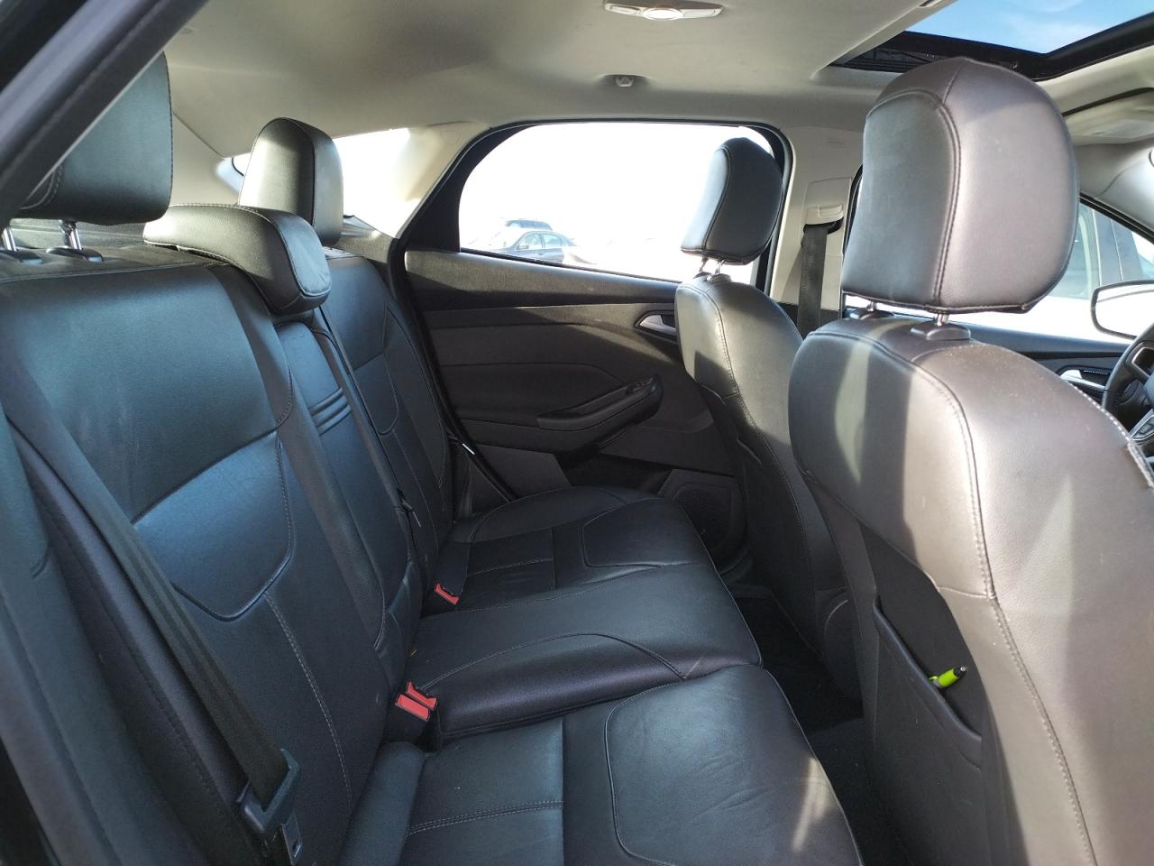 Photo 6 from auction – 2015 FORD FOCUS TITA with VIN 1FADP3N2XFL306760