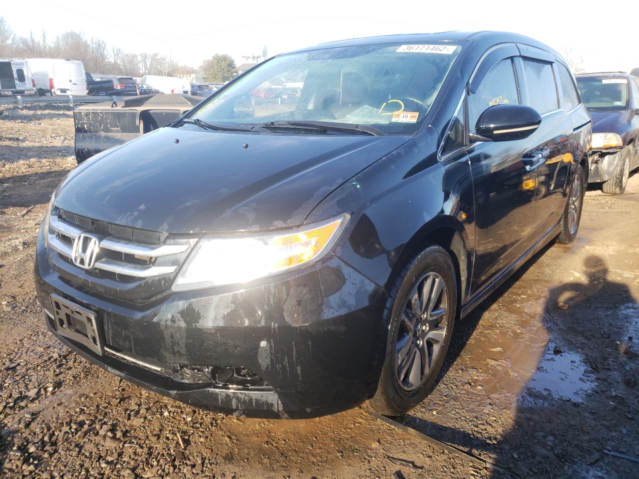Photo 2 from auction – 2014 HONDA ODYSSEY TO with VIN 5FNRL5H97EB029034