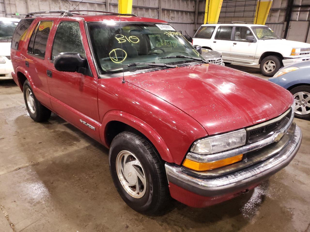 Photo 1 from auction – 2001 CHEVROLET BLAZER with VIN 1GNDT13W31K113047