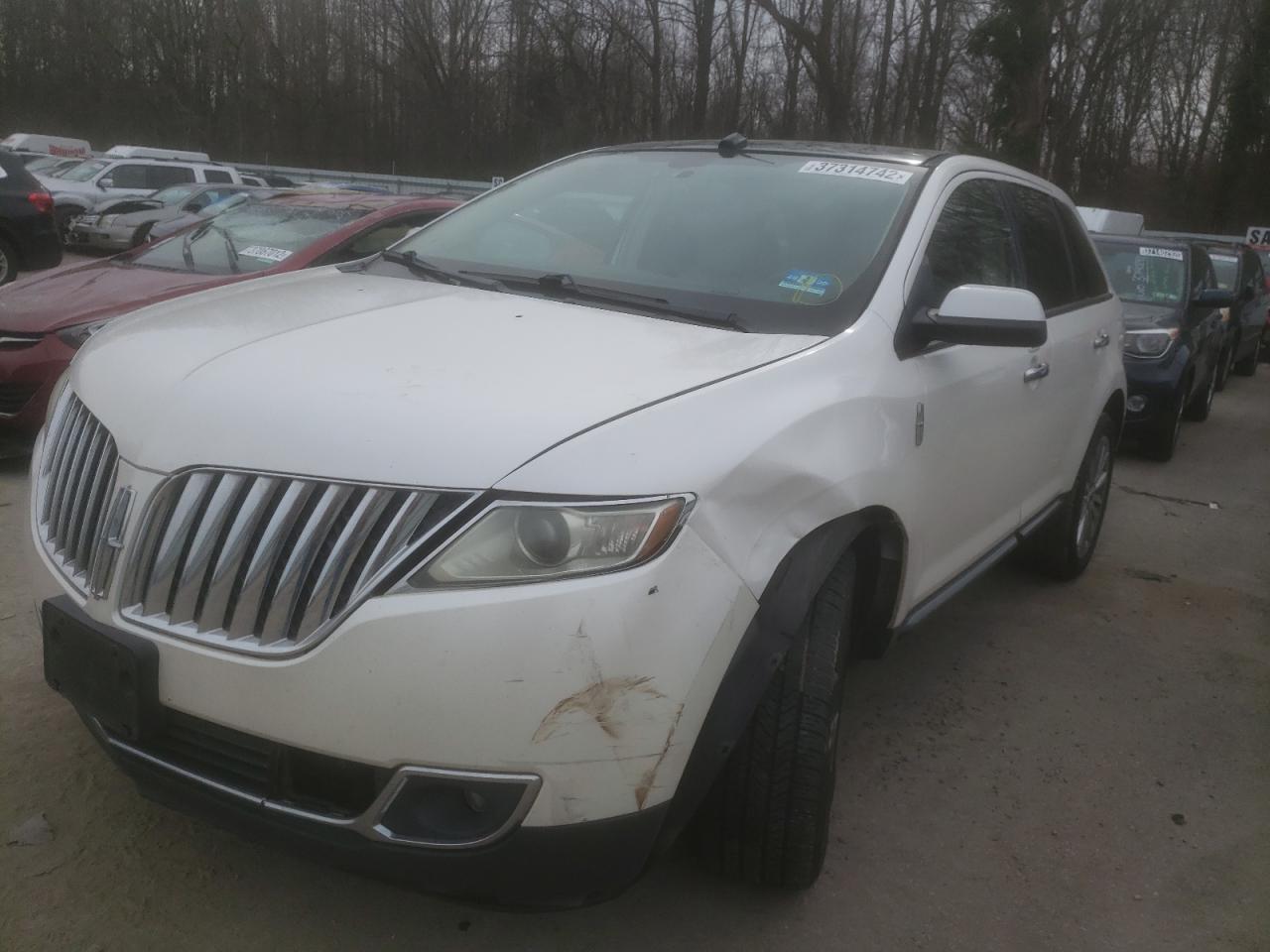 Photo 2 from auction – 2011 LINCOLN MKX with VIN 2LMDJ8JK6BBJ30380