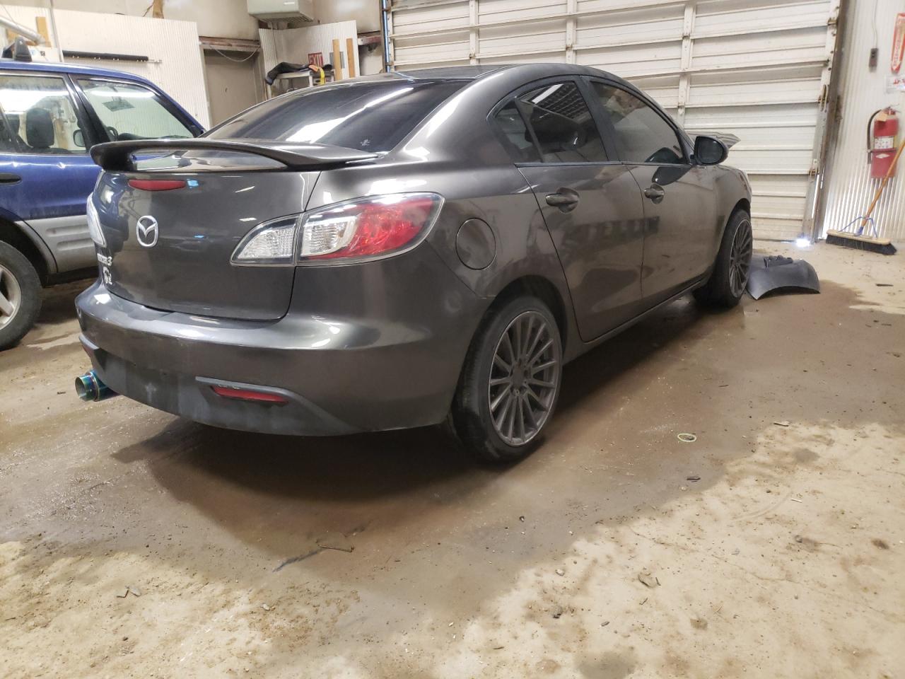 Фото 4 с аукциона – 2010 MAZDA 3 I с VIN JM1BL1SG3A1293436