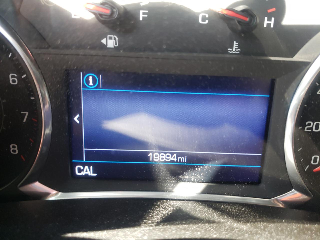 Photo 8 from auction – 2020 CHEVROLET BLAZER 2LT with VIN 3GNKBCRS3LS627336
