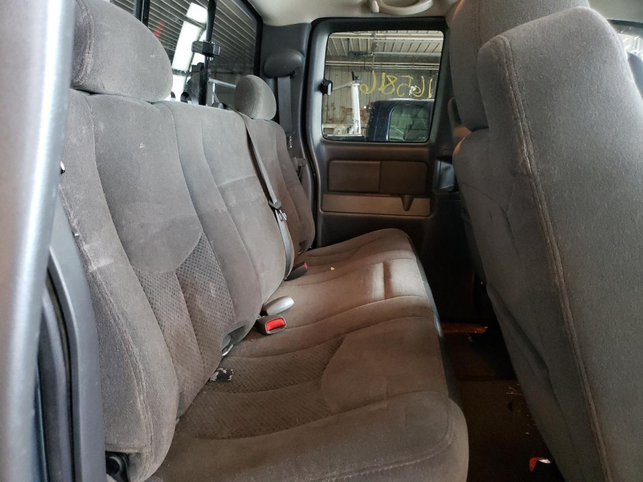 Photo 6 from auction – 2006 CHEVROLET SILVERADO with VIN 1GCEK19B96Z198396