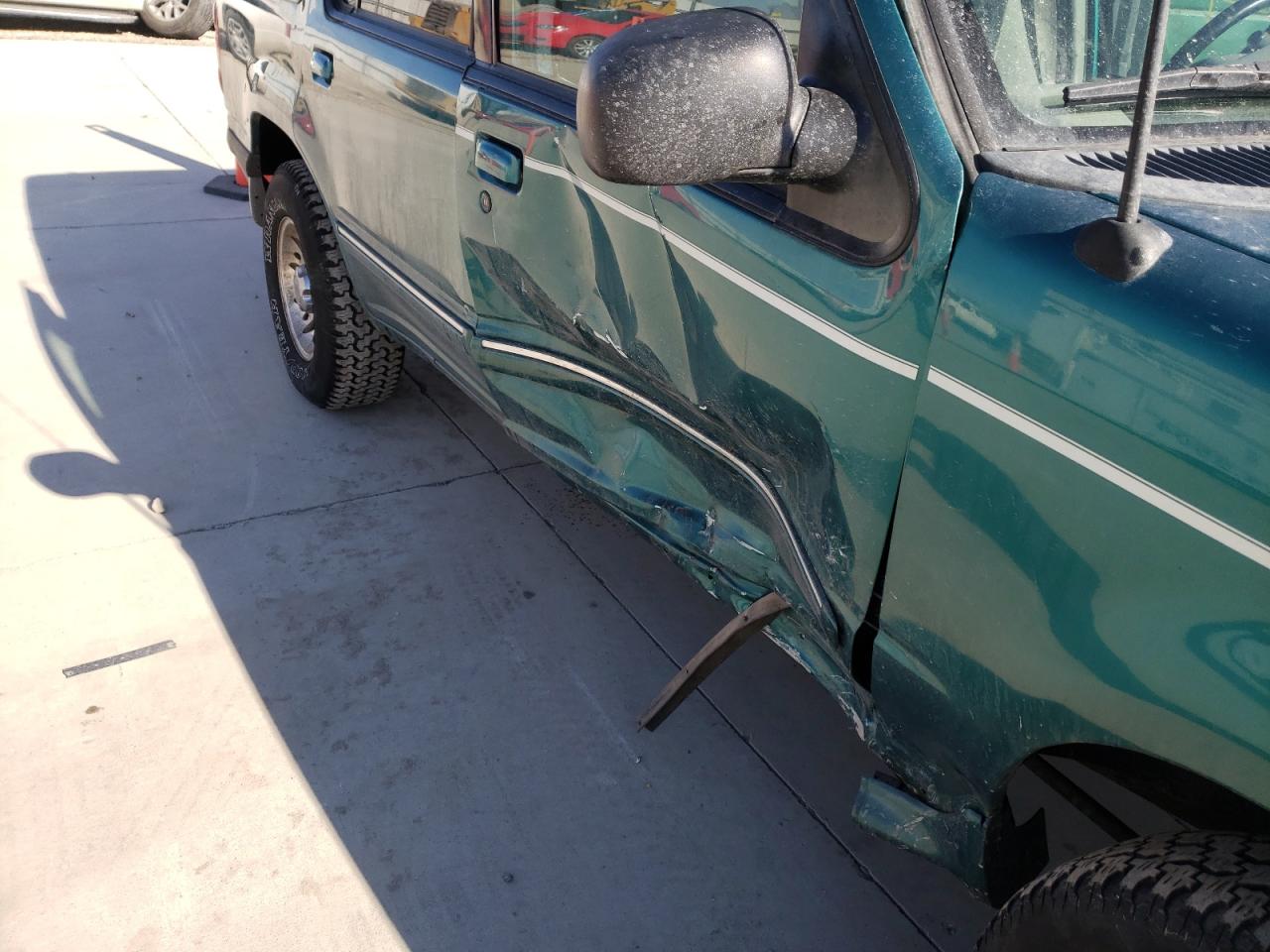 Photo 9 from auction – 1998 FORD EXPLORER with VIN 1FMZU34X0WZB59864