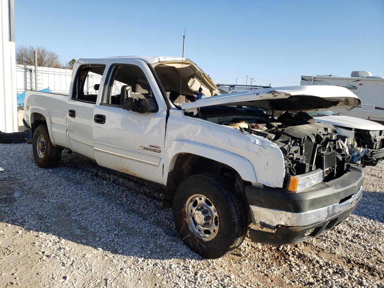 CHEVROLET SILVERADO 2005 with VIN 1GCHK23235F874000 - Photo from auction