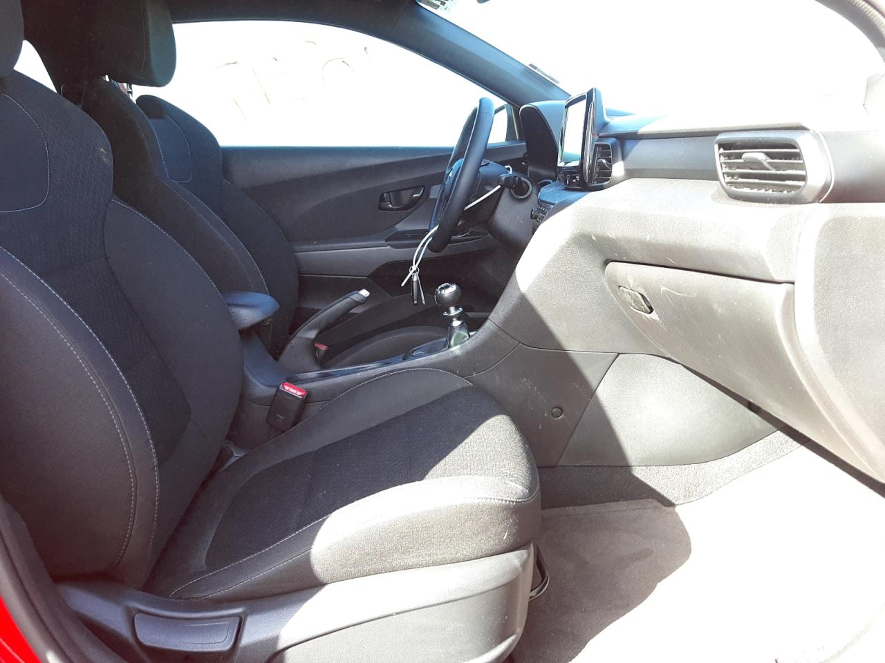 Photo 5 from auction – 2020 HYUNDAI VELOSTER N with VIN KMHT36AH4LU005092