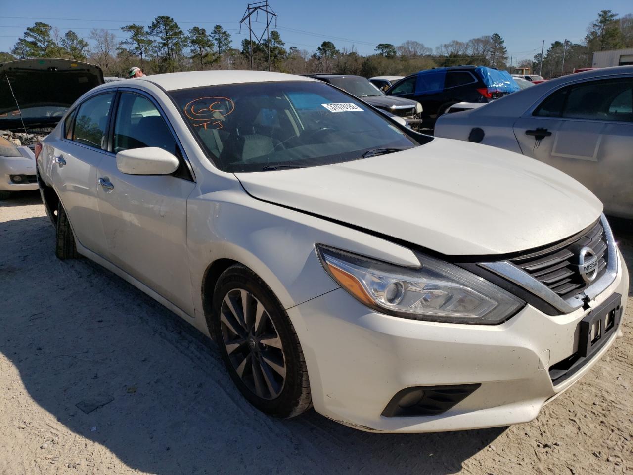 NISSAN ALTIMA 2.5 2017 with VIN 1N4AL3AP2HC114378 - Photo from auction