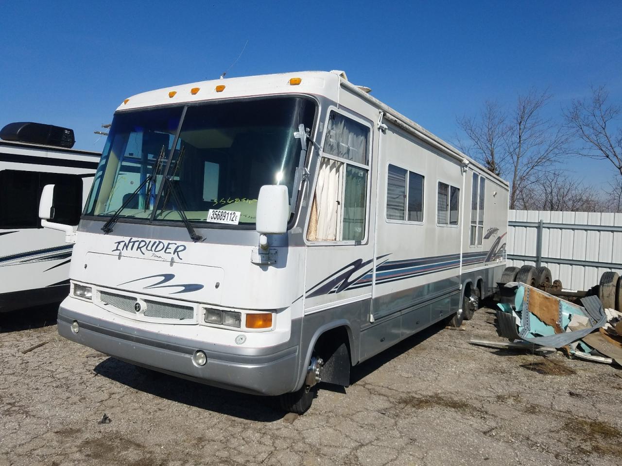 Photo 2 from auction – 1997 FORD F350 with VIN 3FCMF53G0VJA27050