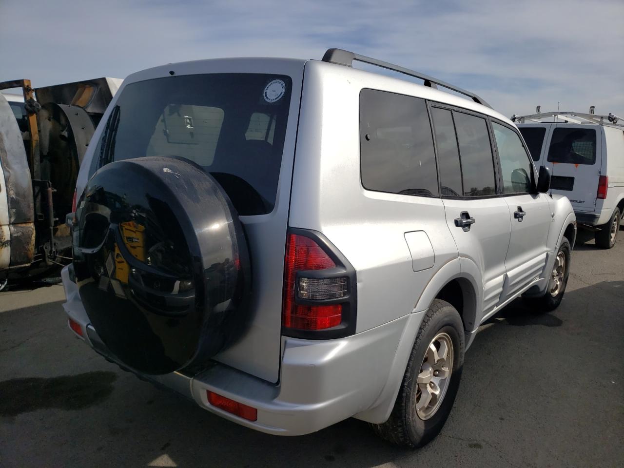 Photo 4 from auction – 2001 MITSUBISHI MONTERO with VIN JA4MW31R41J007716