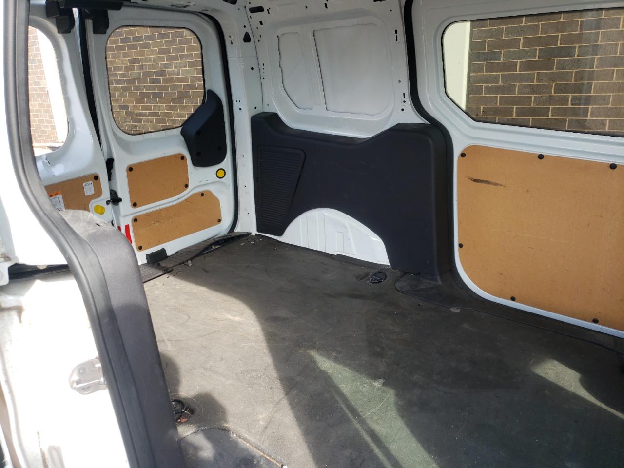Photo 6 from auction – 2015 FORD TRANSIT CO with VIN NM0LS7E73F1209853