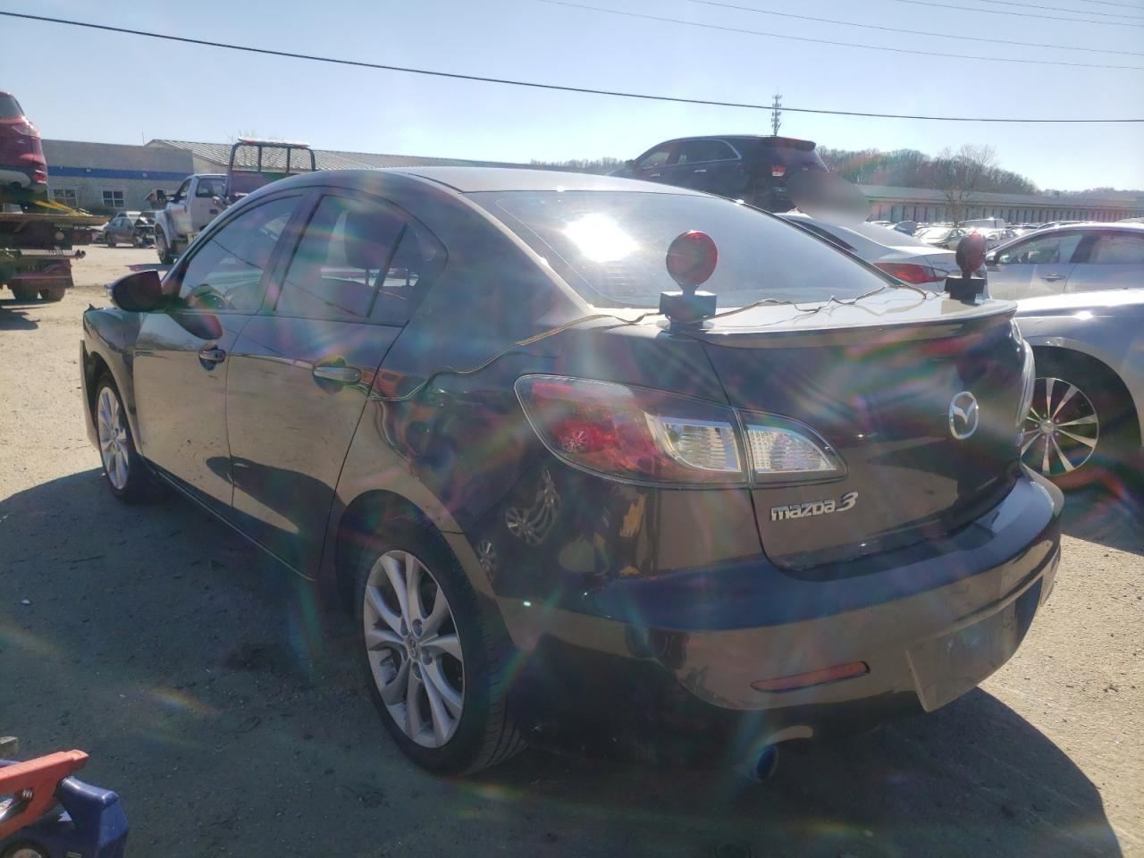 Photo 3 from auction – 2010 MAZDA 3 S with VIN JM1BL1S5XA1227092
