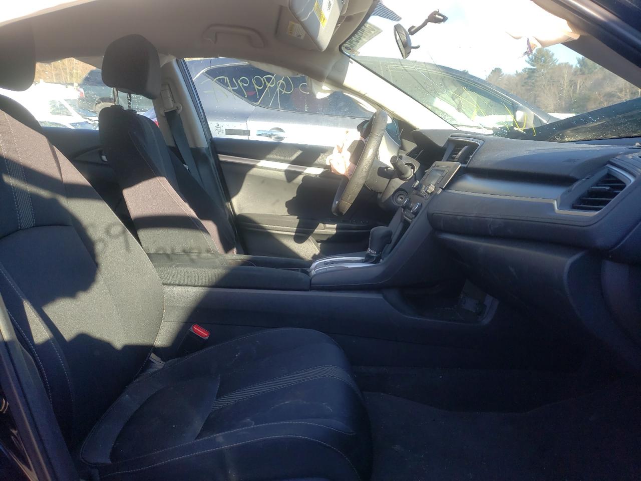 Photo 5 from auction – 2018 HONDA CIVIC LX with VIN 2HGFC2F56JH558241