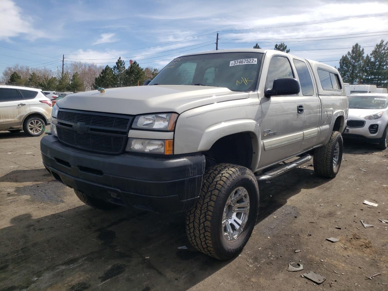 Photo 2 from auction – 2006 CHEVROLET SILVERADO with VIN 1GCHK29D26E251774