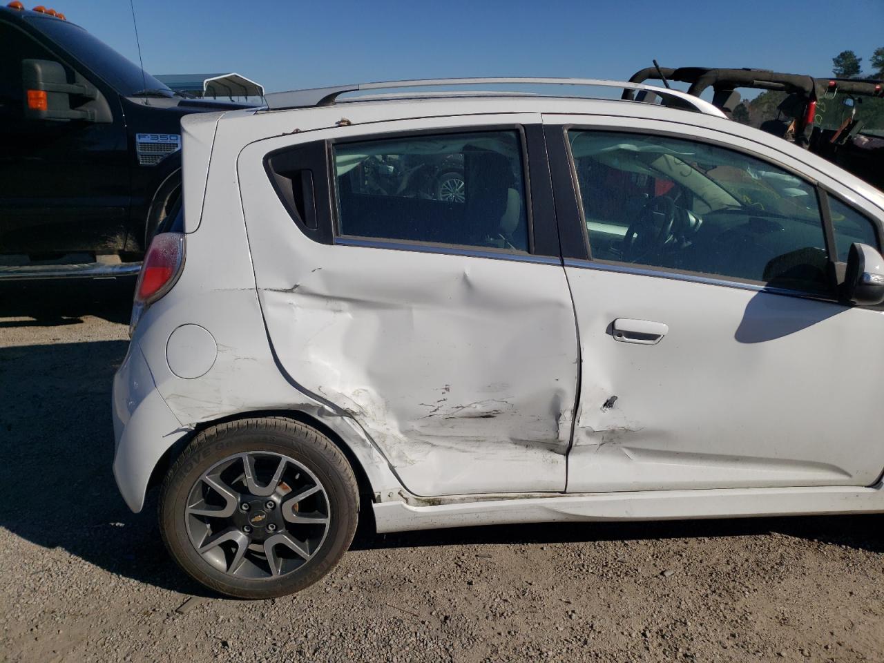 Photo 9 from auction – 2014 CHEVROLET SPARK 2LT with VIN KL8CF6S9XEC430708