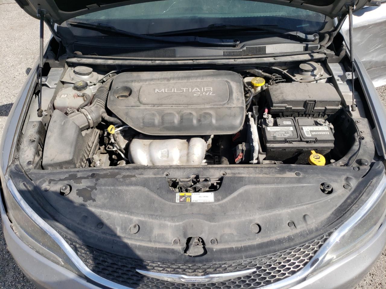 Photo 7 from auction – 2016 CHRYSLER 200 LIMITE with VIN 1C3CCCAB8GN152616
