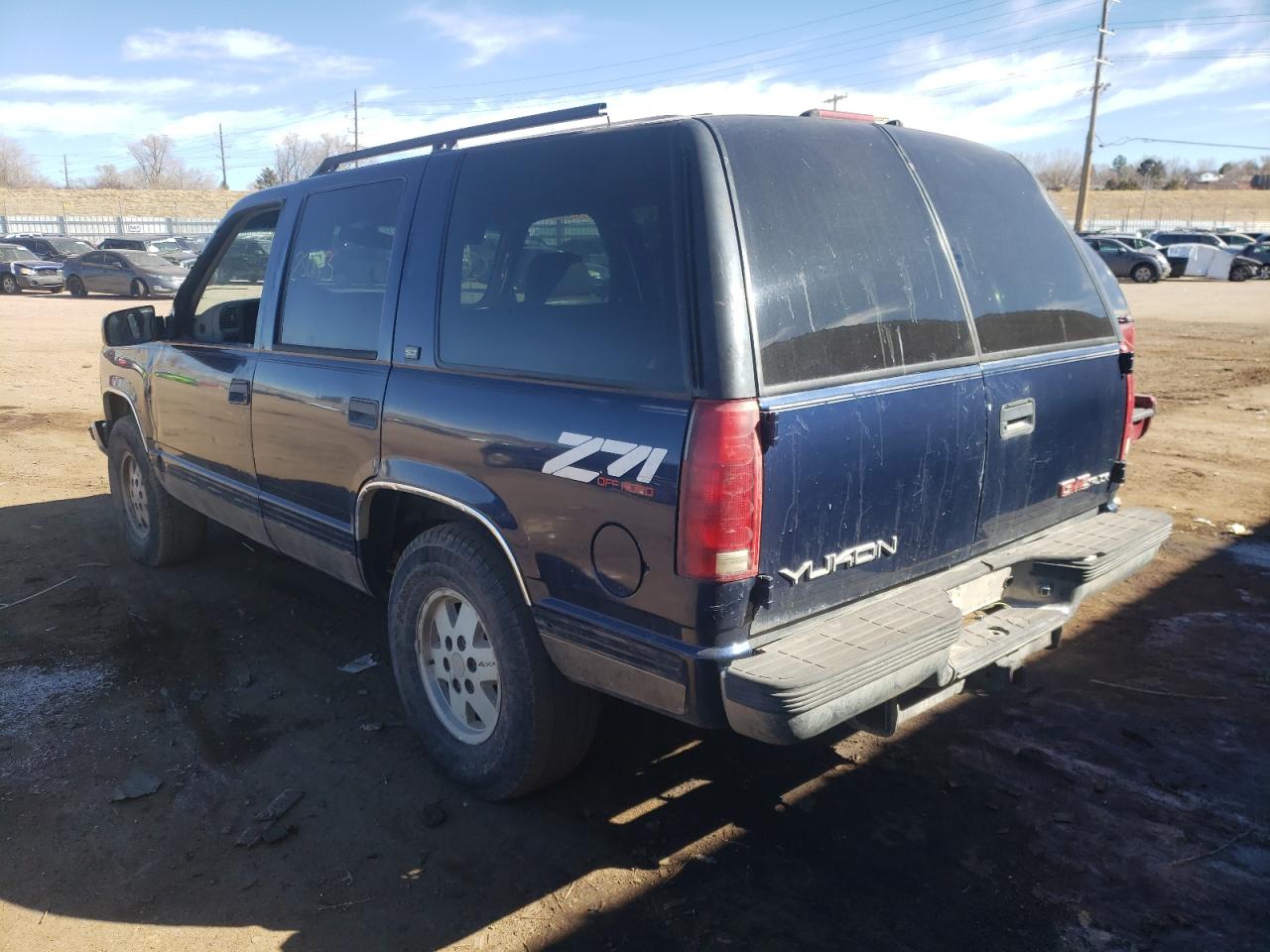 Photo 3 from auction – 1996 GMC YUKON with VIN 1GKEK13RXTJ749262