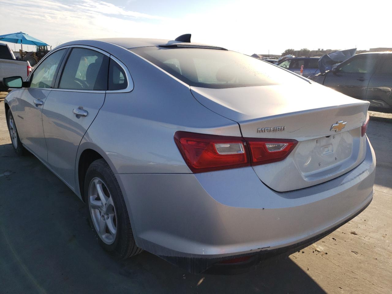 Photo 3 from auction – 2018 CHEVROLET MALIBU LS with VIN 1G1ZB5ST9JF197845