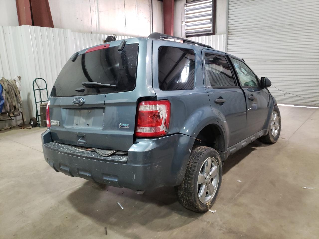 Photo 4 from auction – 2012 FORD ESCAPE XLT with VIN 1FMCU0DG7CKB66304