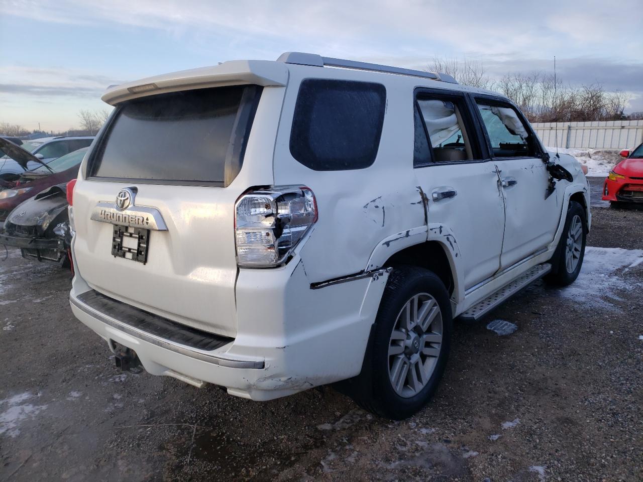 Photo 4 from auction – 2011 TOYOTA 4RUNNER SR with VIN JTEBU5JR3B5049525