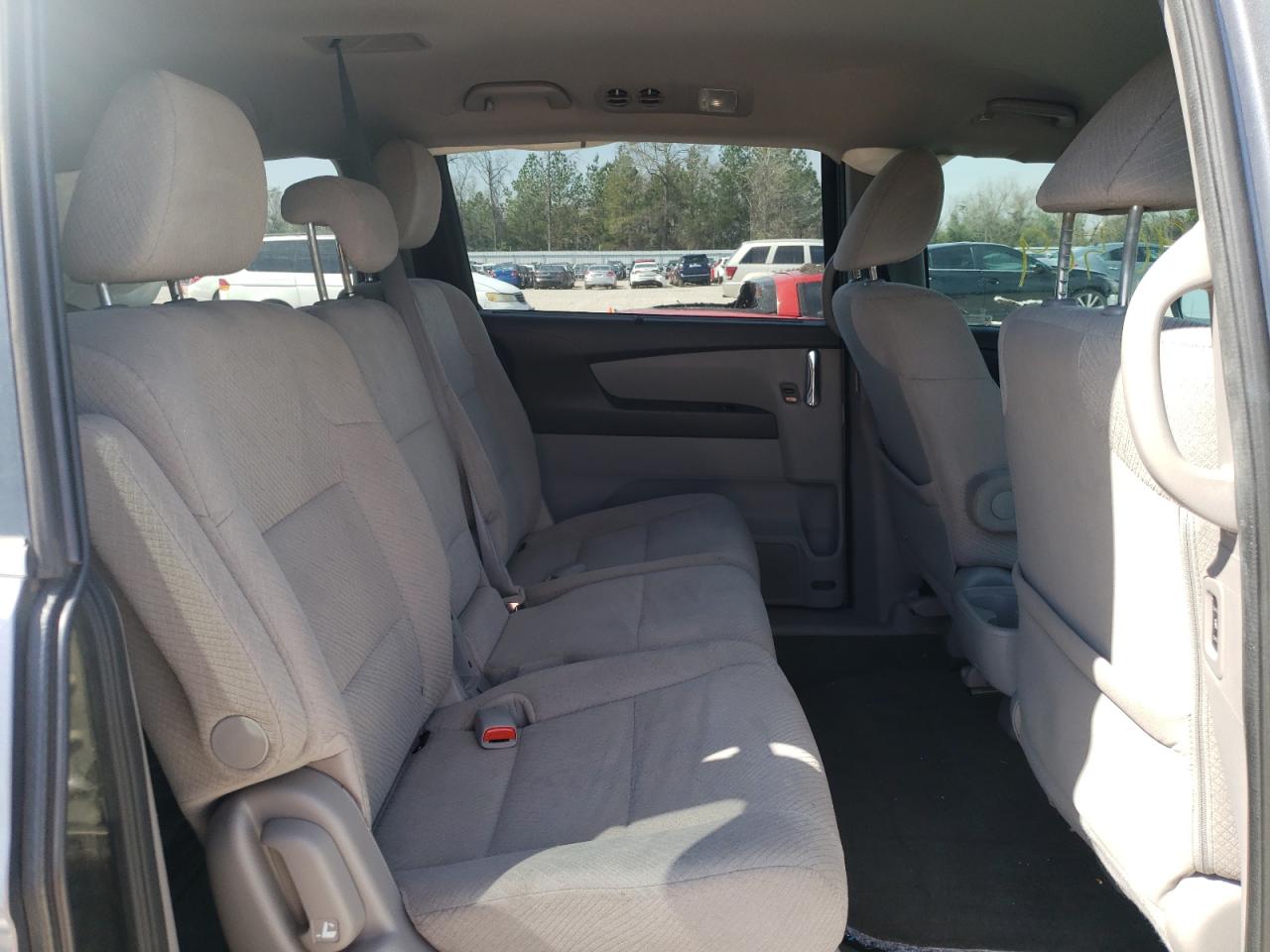 Photo 6 from auction – 2014 HONDA ODYSSEY EX with VIN 5FNRL5H45EB033152