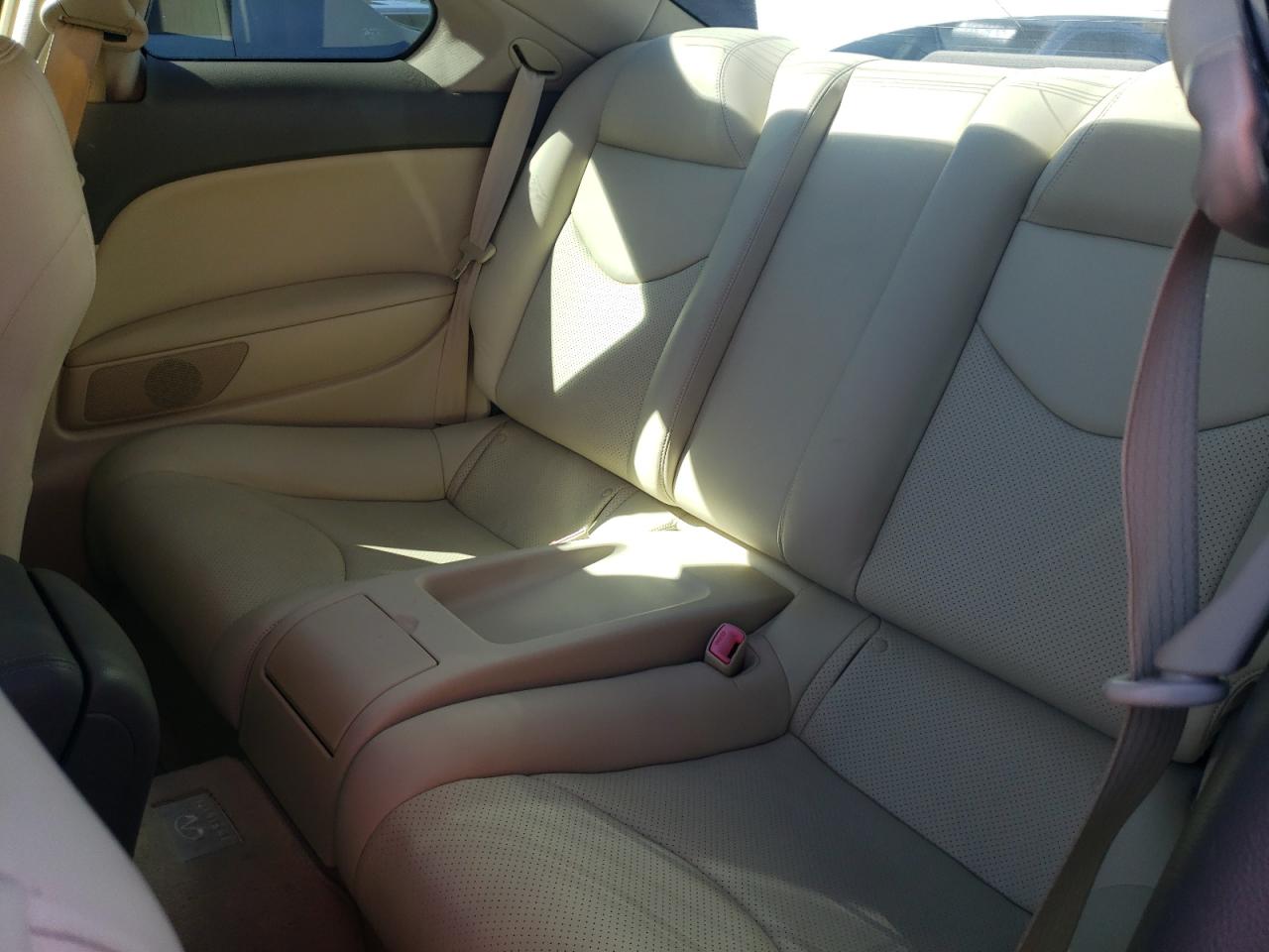 Photo 6 from auction – 2011 INFINITI G37 BASE with VIN JN1CV6EK0BM210379